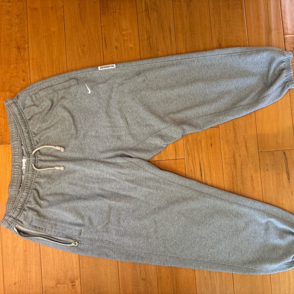 Nike Dri-FIT Sweatpants Joggers XXL – Gray Tech Fleece Style w/ Zip Pocket
